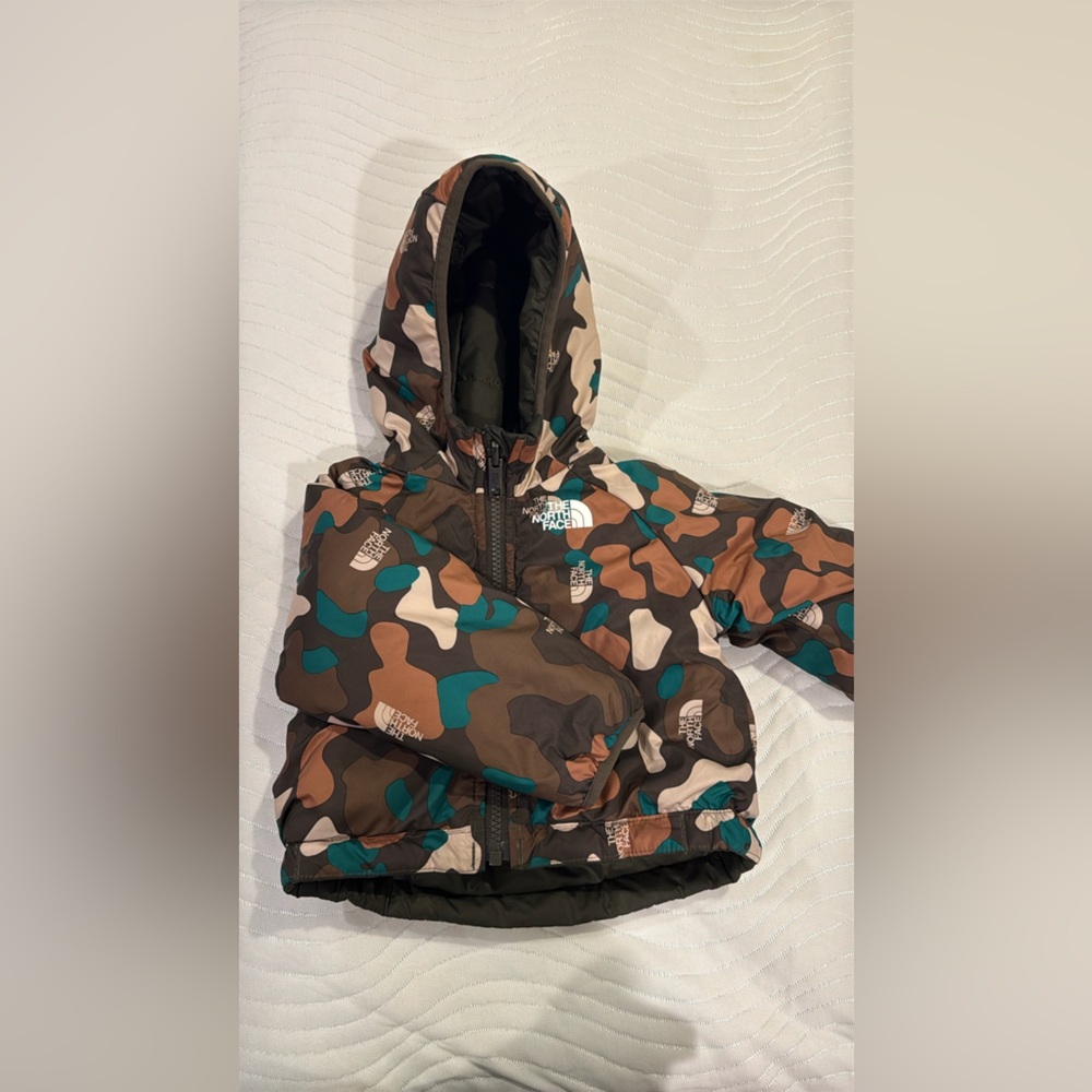 The North Face Kids Camouflage Puffer Jacket - Brown Teal Cream Black